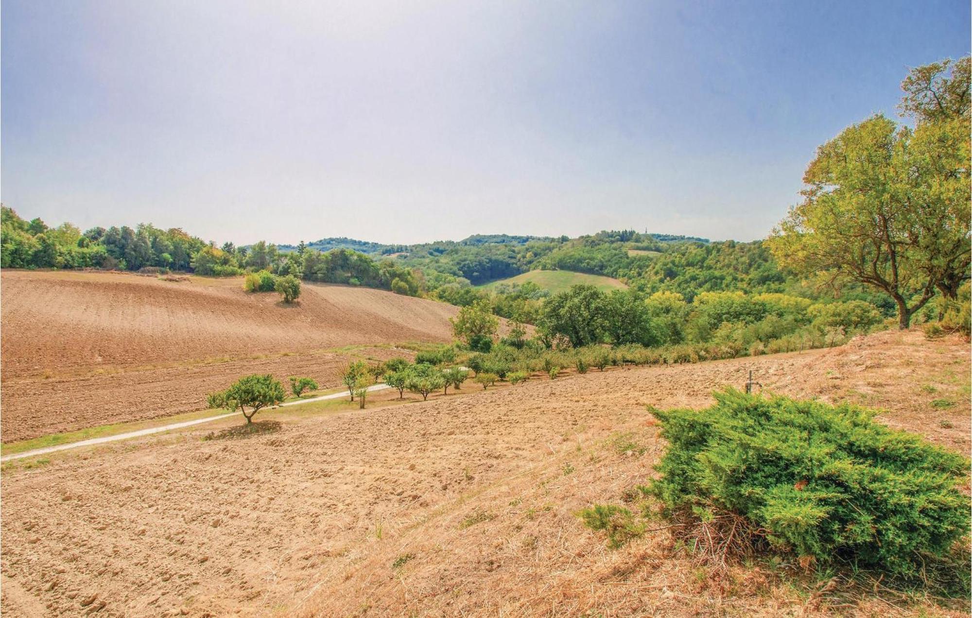 Strada Dei Condotti Пезаро Экстерьер фото